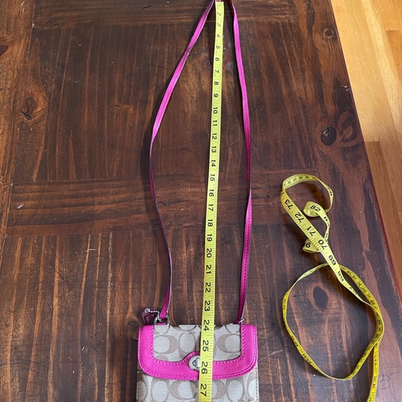 Small Coach Signature Dylan Crossbody Wallet Khaki And Magenta - Picture 12 of 12